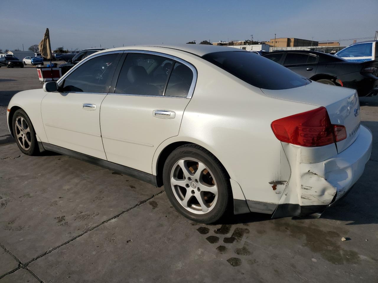 2004 Infiniti G - Image 2