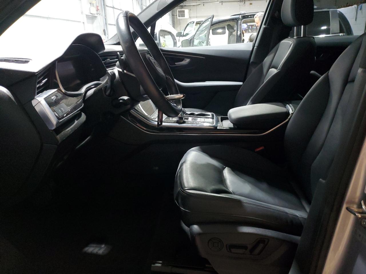 2020 Audi Q7 - Image 7