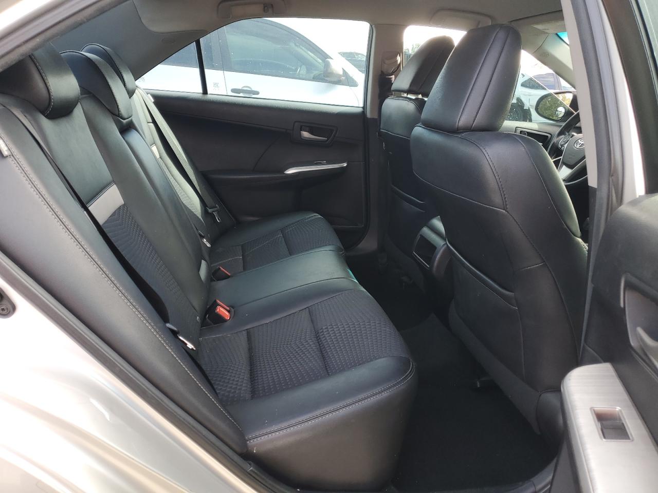 2014 Toyota Camry - Image 10