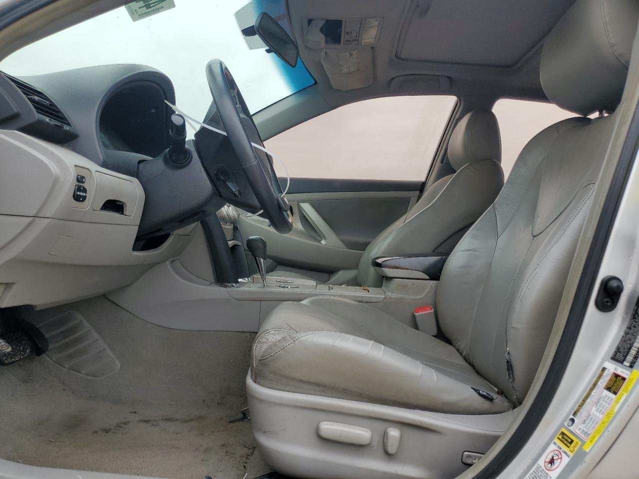 2009 Toyota Camry - Image 7