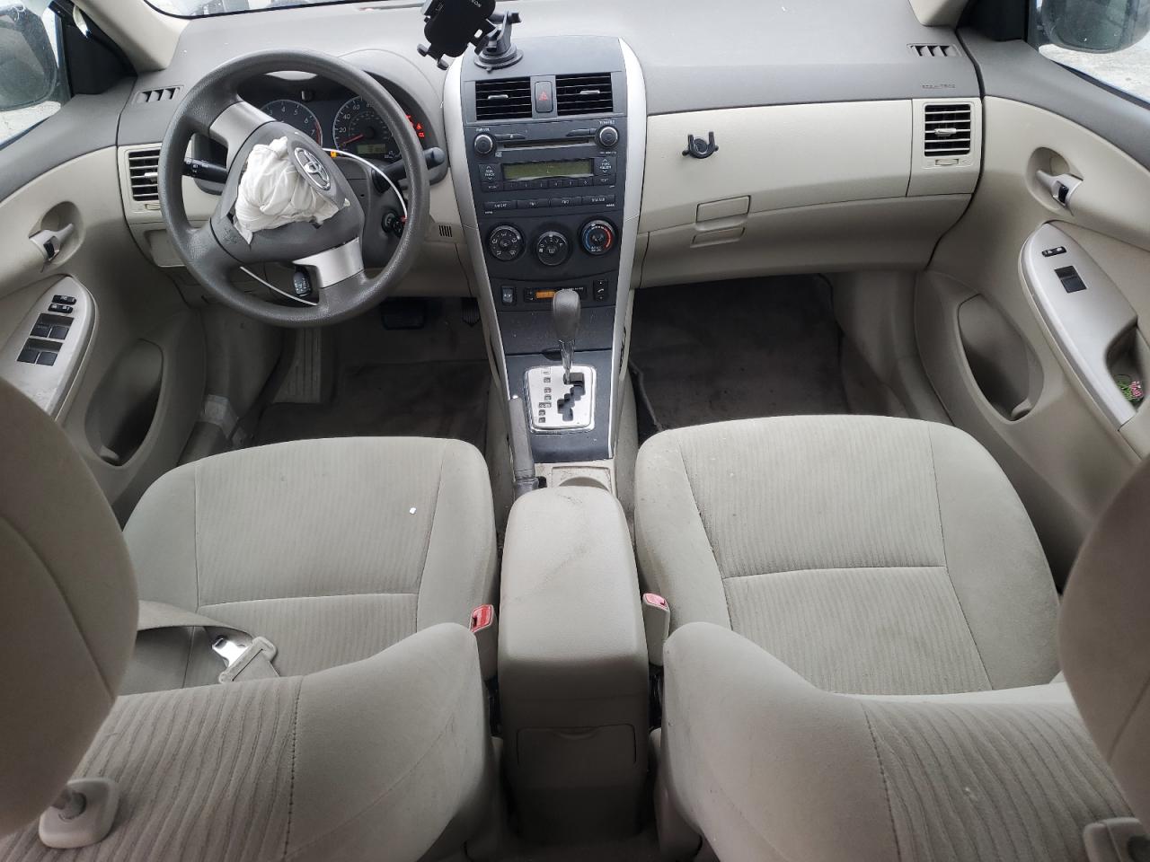 2010 Toyota Corolla - Image 8