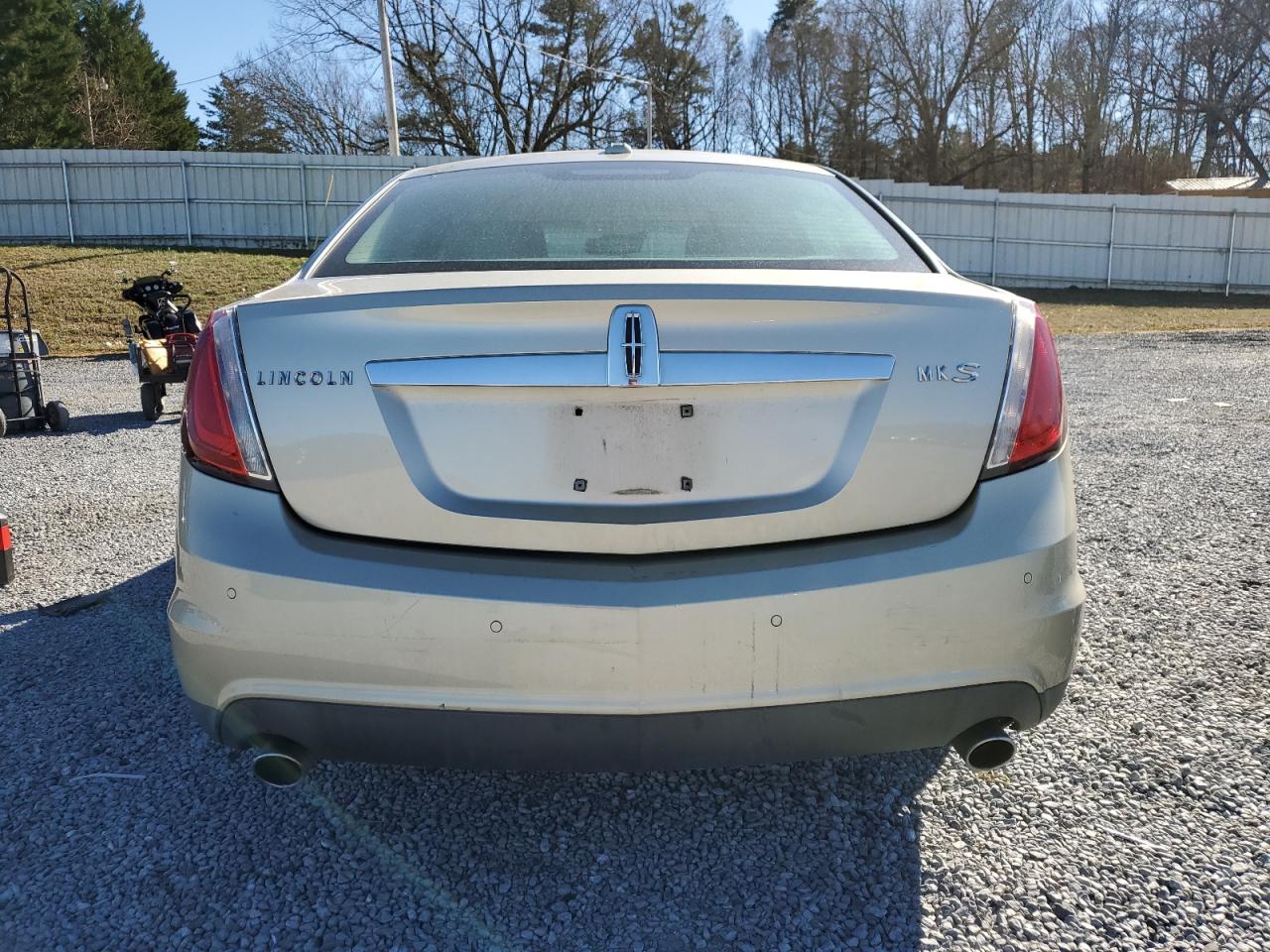 2011 Lincoln MKS - Image 6