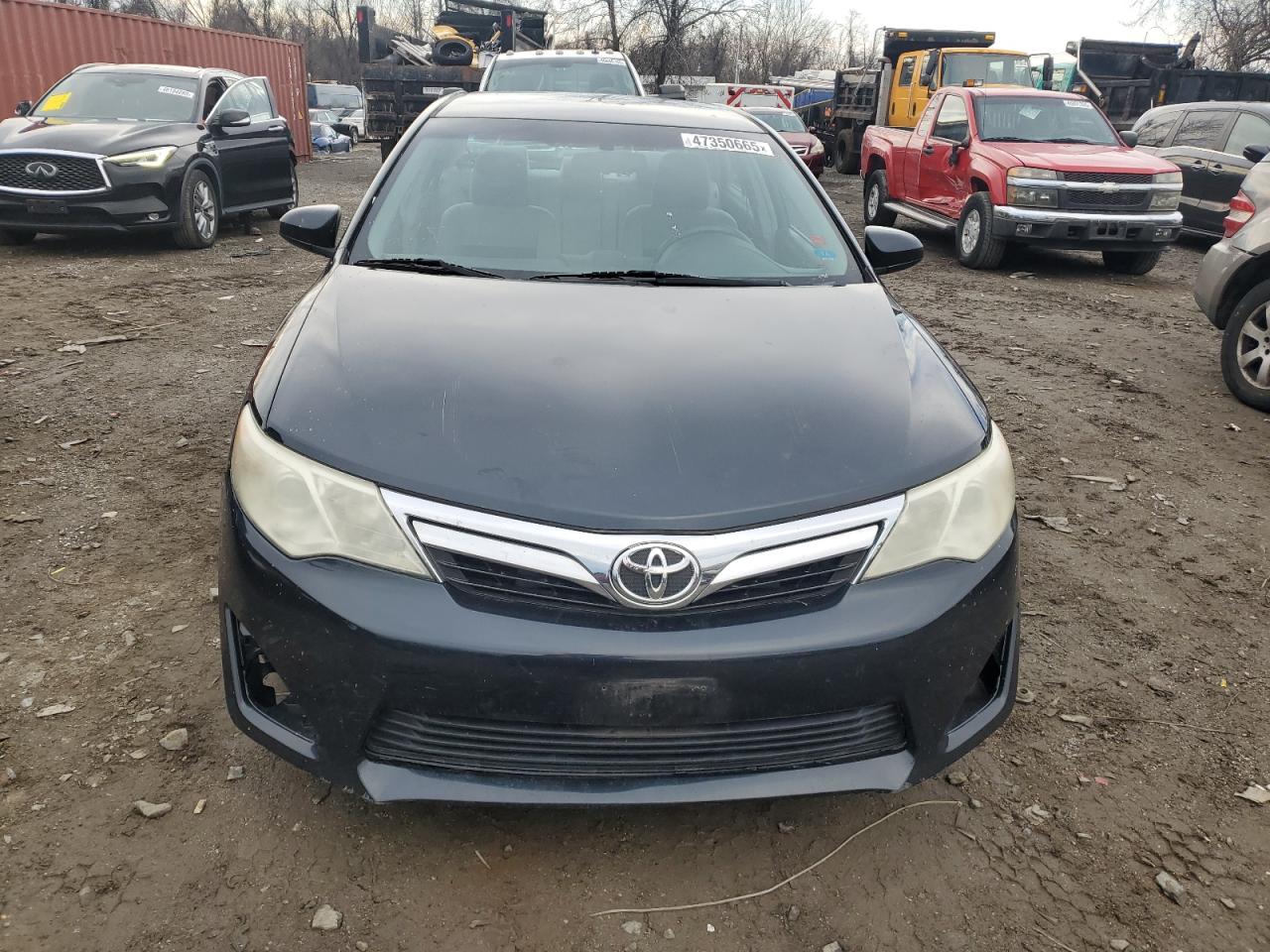 2013 Toyota Camry - Image 5
