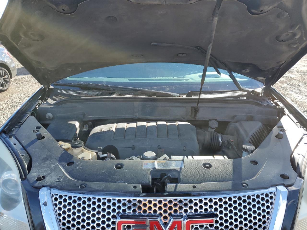 2012 GMC Acadia - Image 12