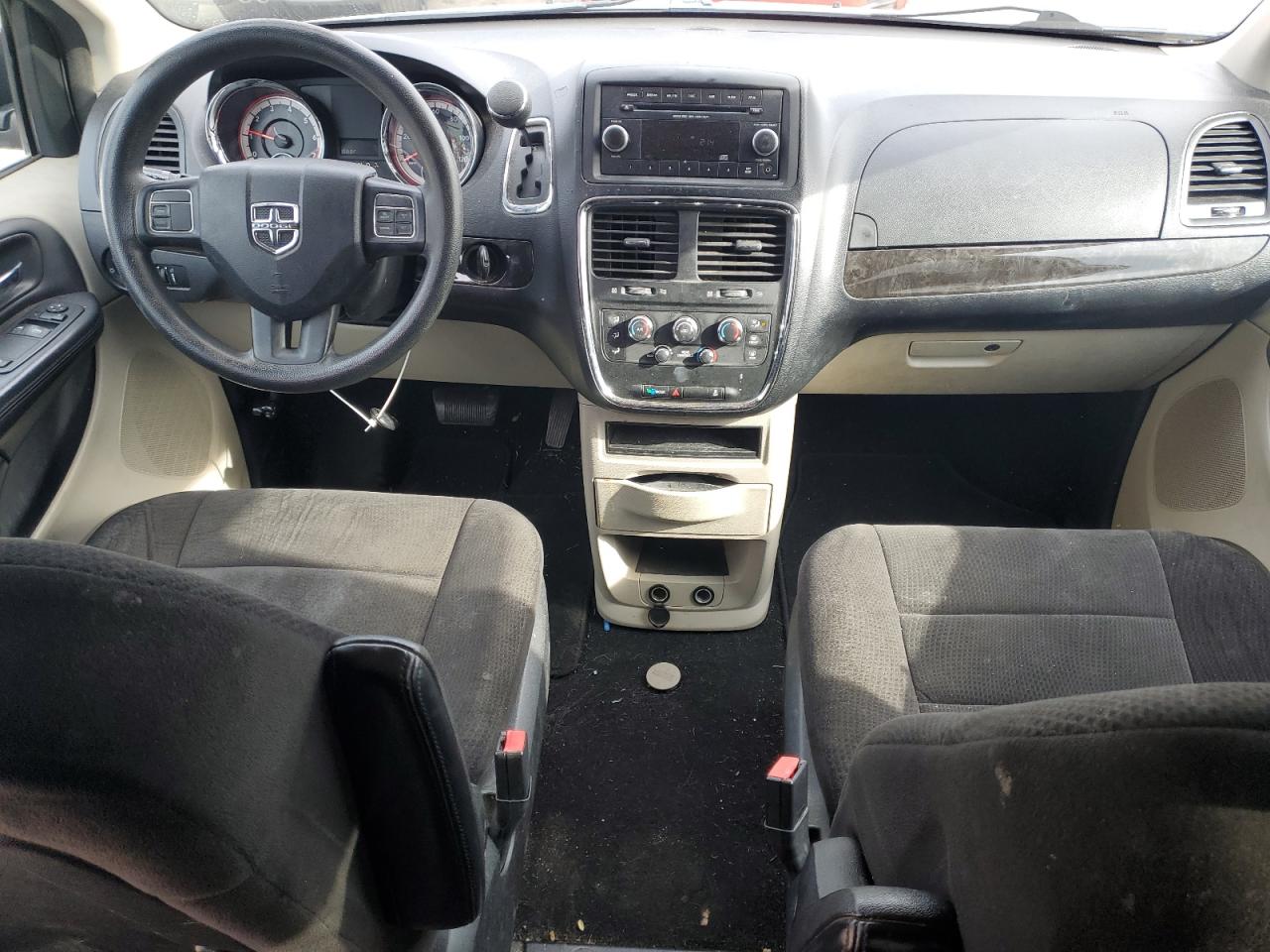 2012 Dodge Caravan - Image 8