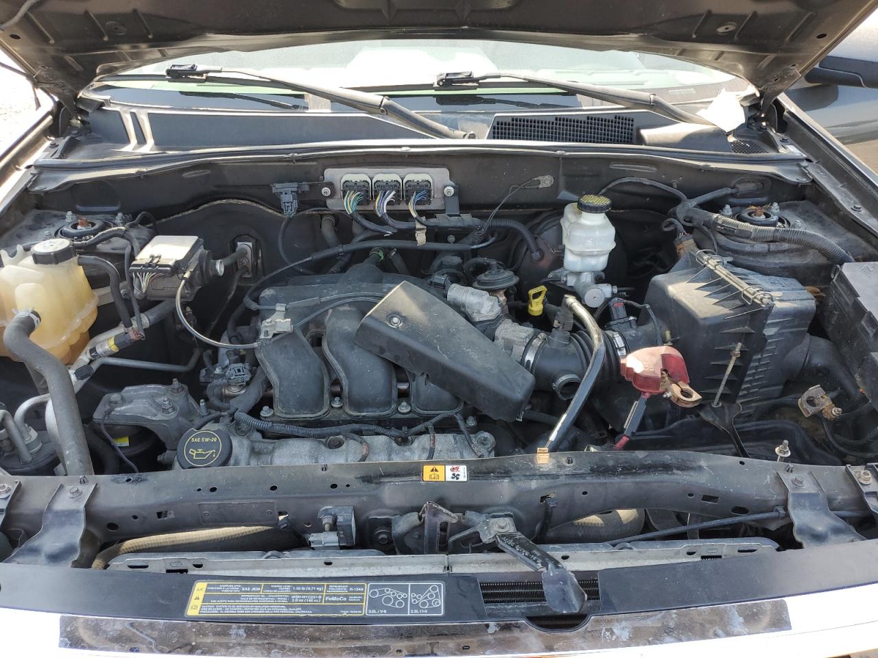 2008 Ford Escape - Image 11