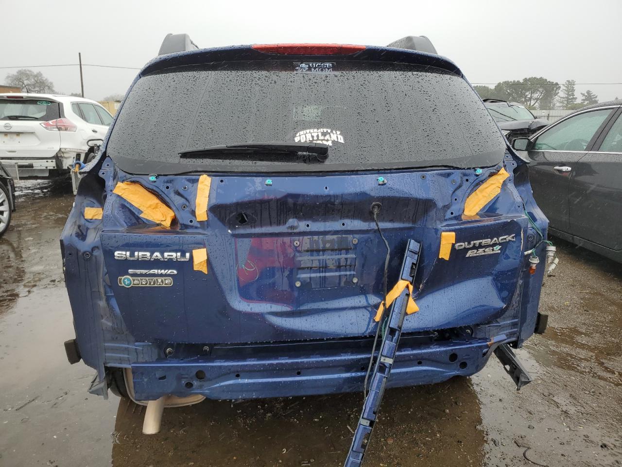2010 Subaru Outback - Image 6