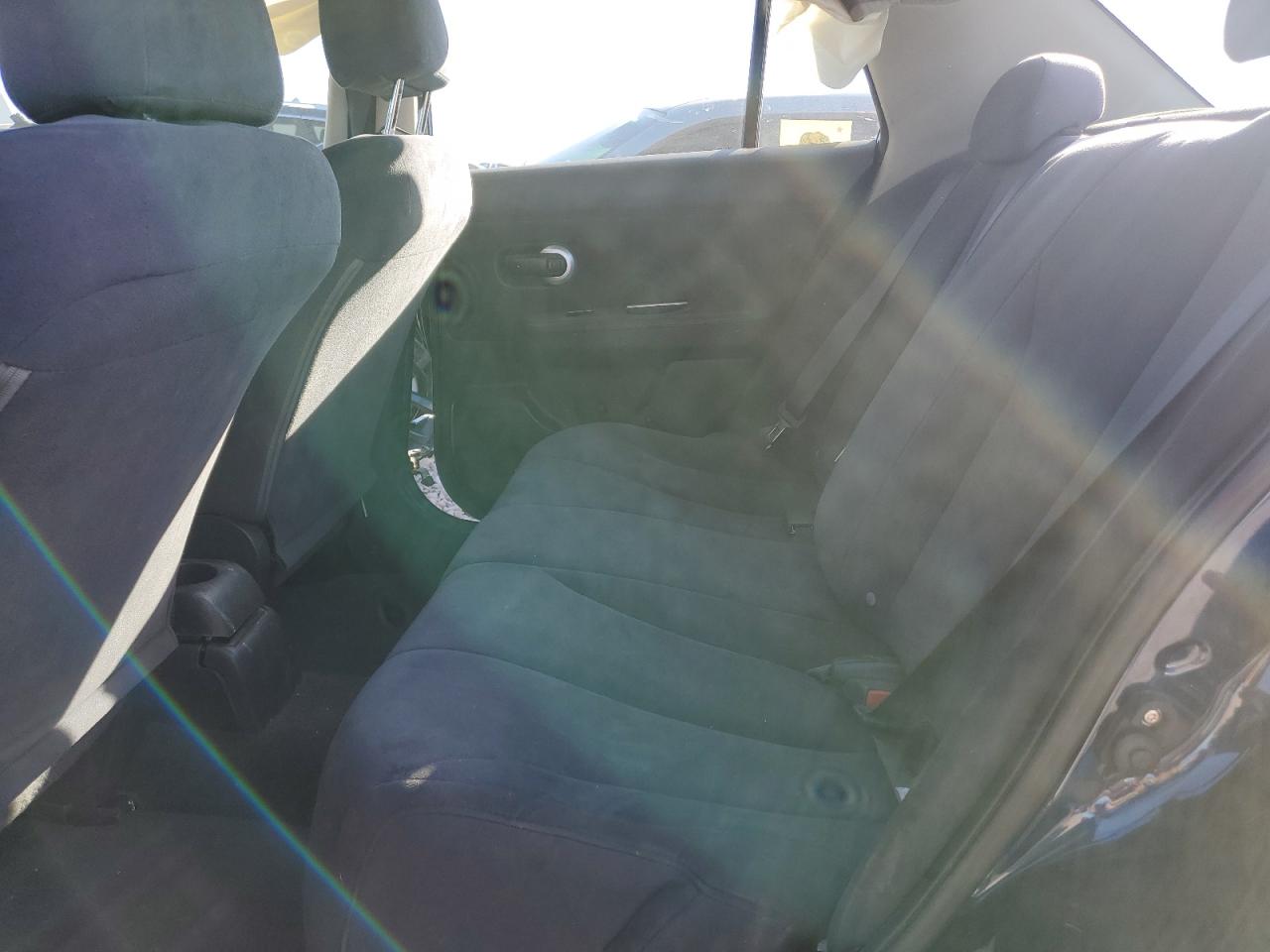 2008 Nissan Versa - Image 10