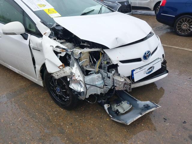 2014 TOYOTA PRIUS HYBRID 
