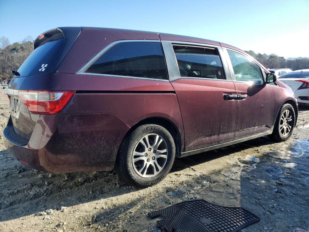 2011 Honda Odyssey - Image 3
