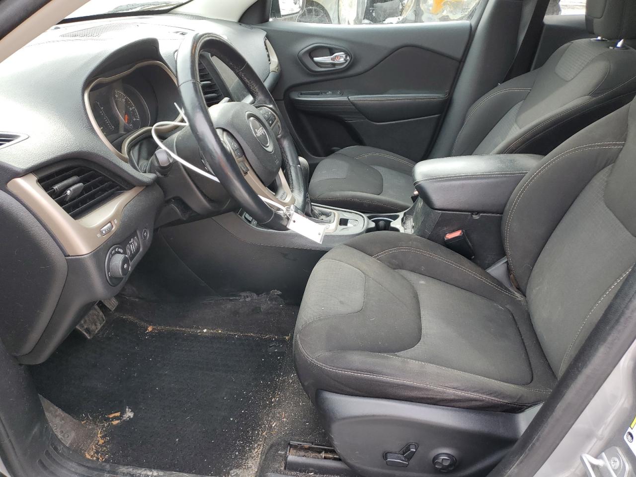 2015 Jeep Grand Cherokee - Image 7