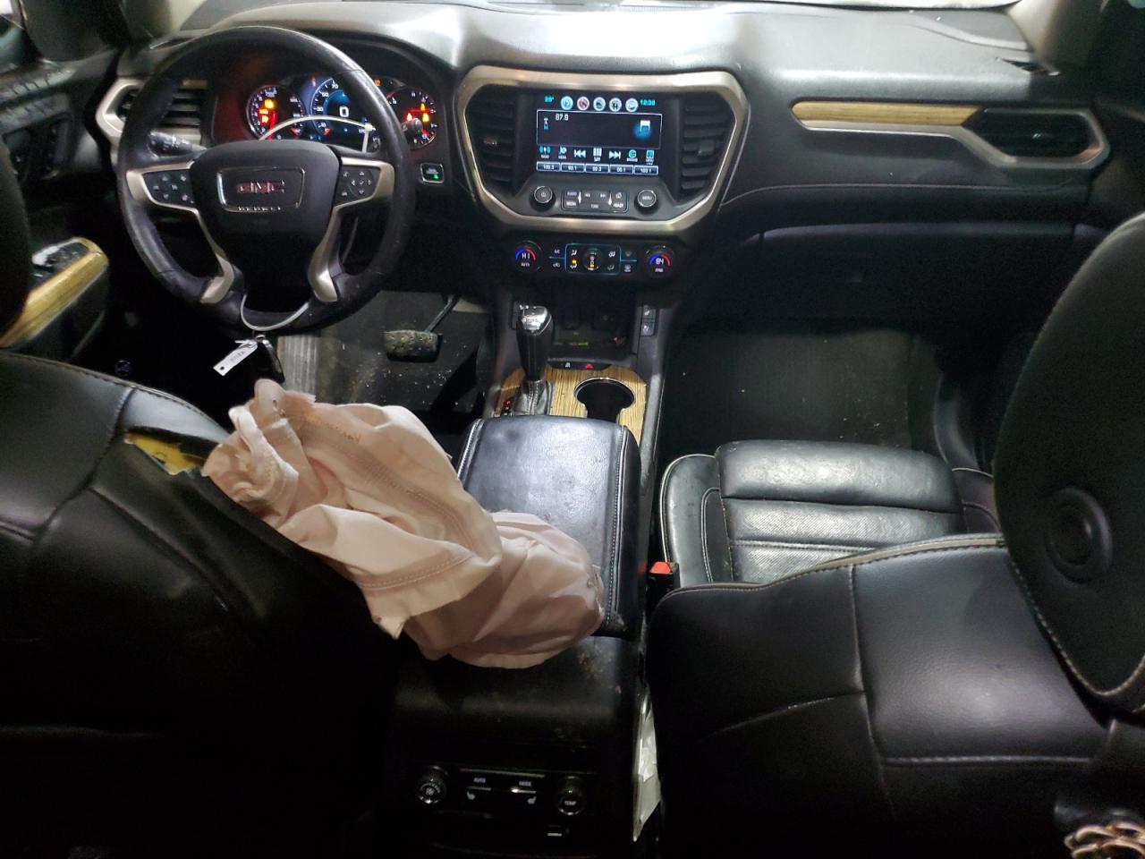 2017 GMC Acadia - Image 8