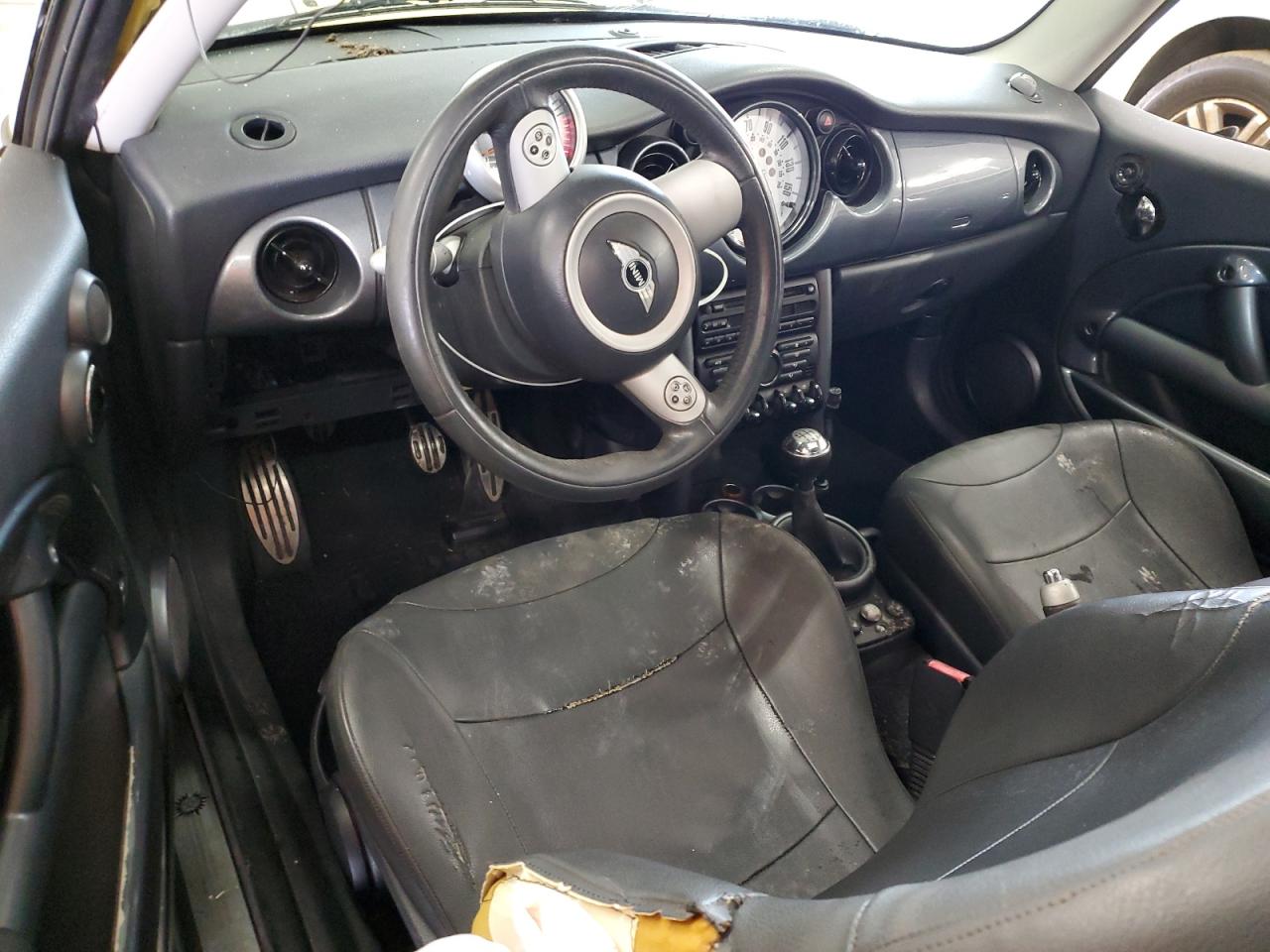 2004 MINI Cooper - Image 8