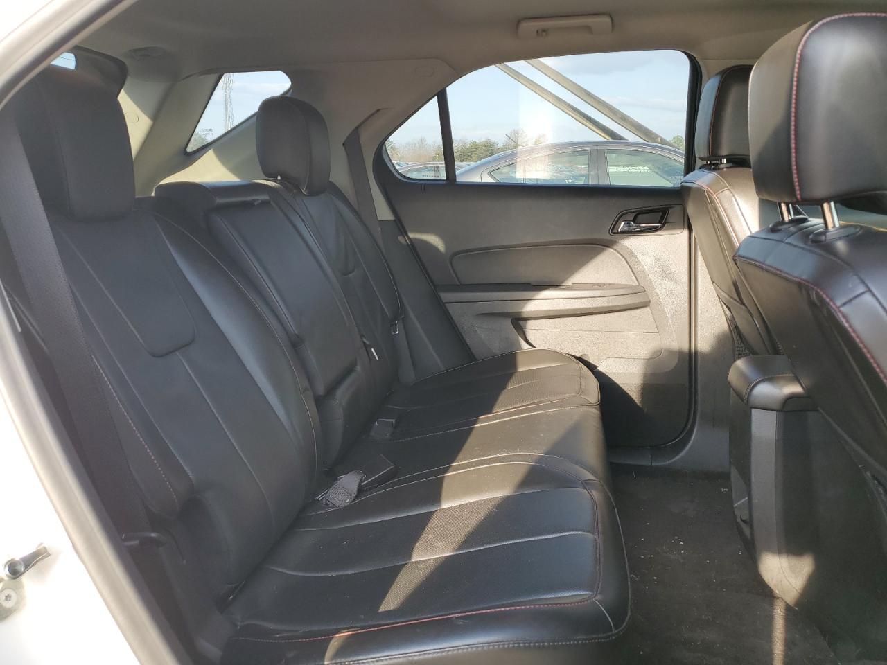 2015 Chevrolet Equinox - Image 11