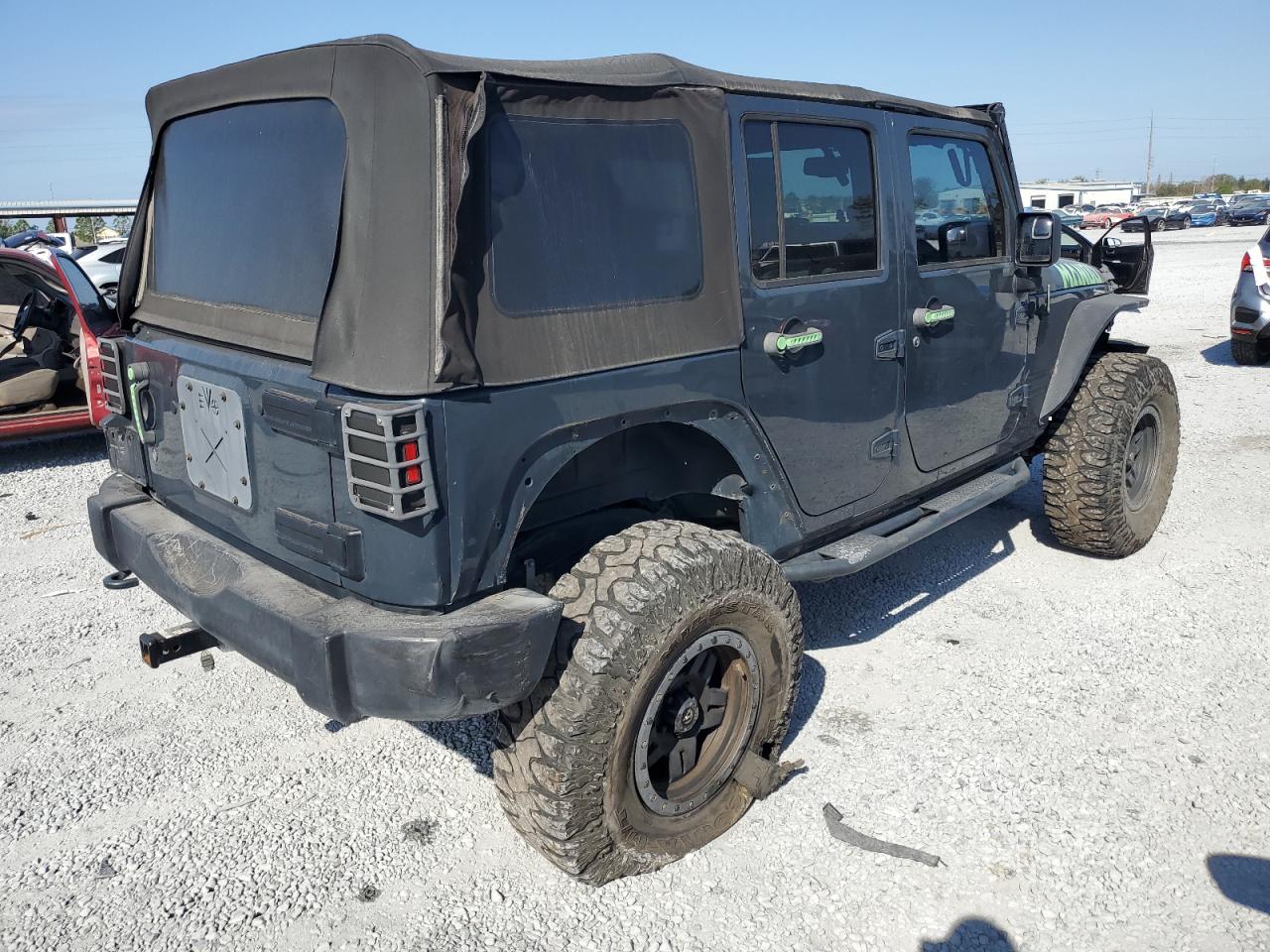 2016 Jeep Wrangler - Image 3
