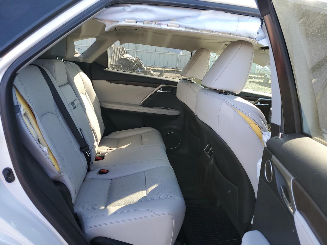 2020 Lexus RX - Image 11