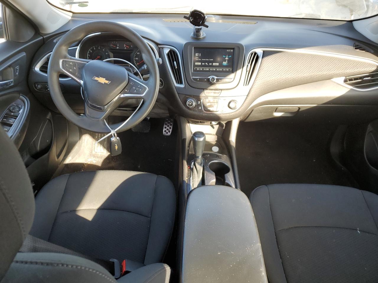 2016 Chevrolet Malibu - Image 8
