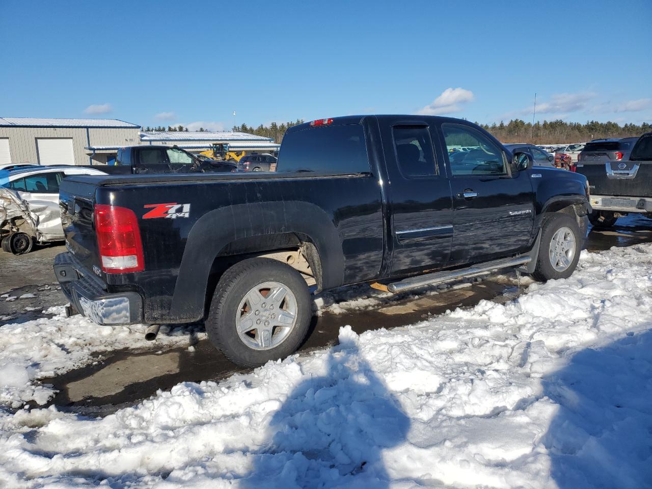2011 GMC Sierra - Image 3