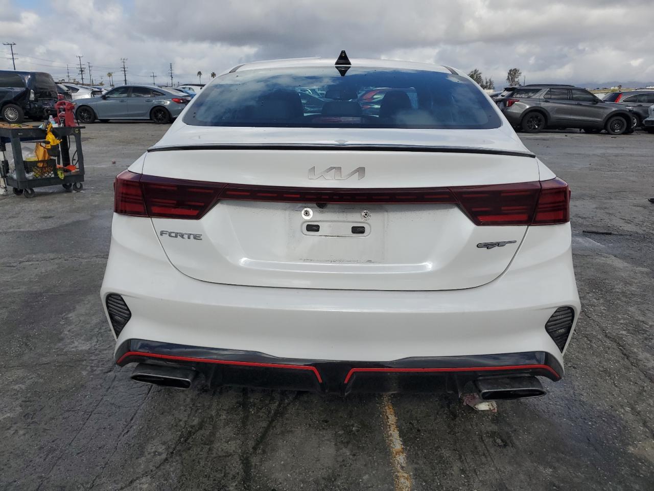 2023 Kia Forte - Image 6
