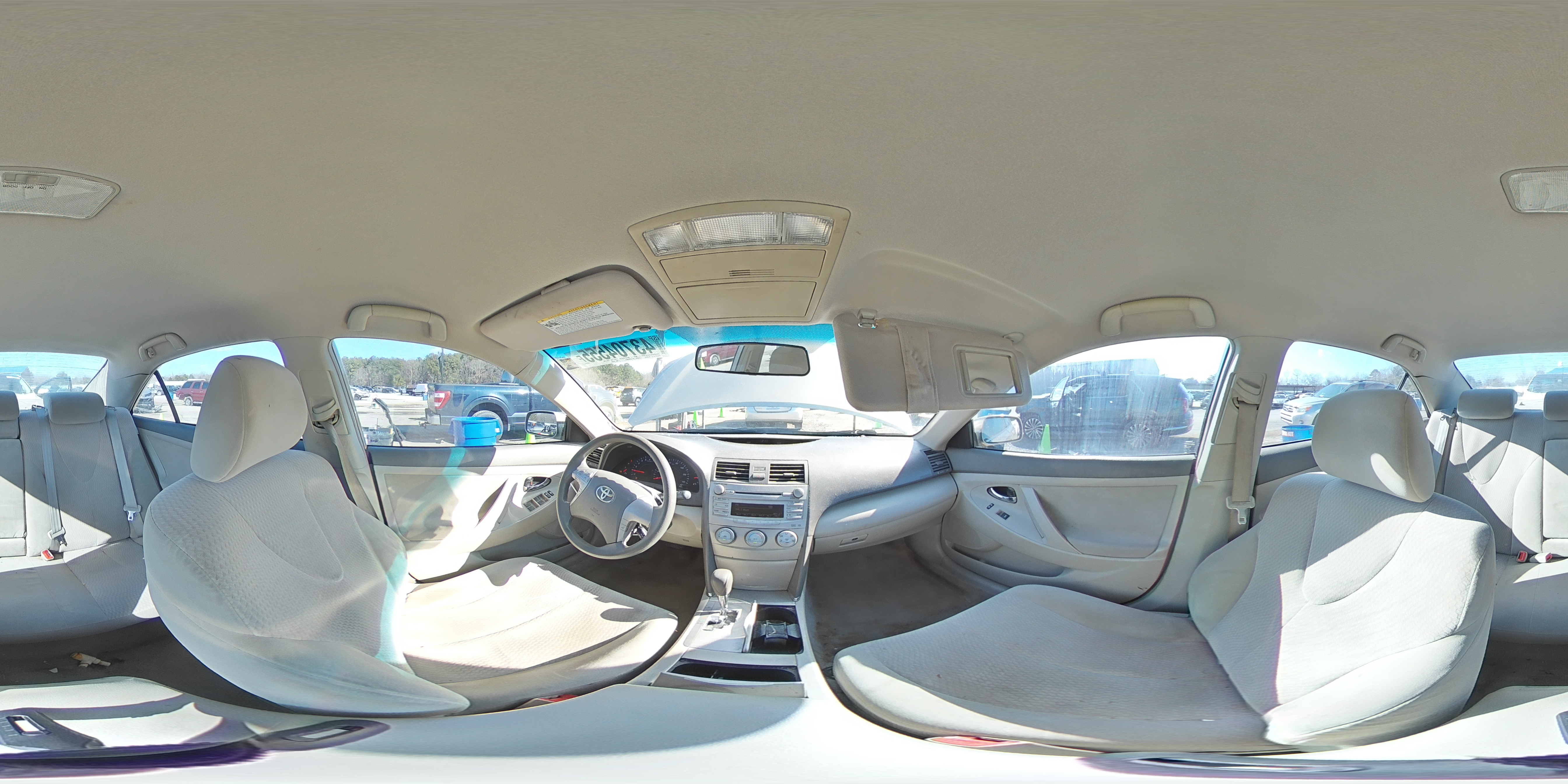2011 Toyota Camry - Image 13