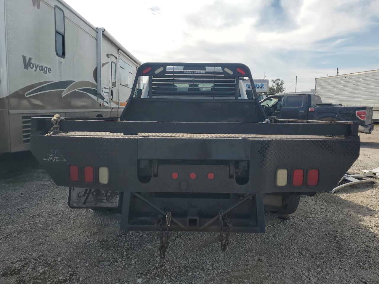 2017 RAM 3500 - Image 6