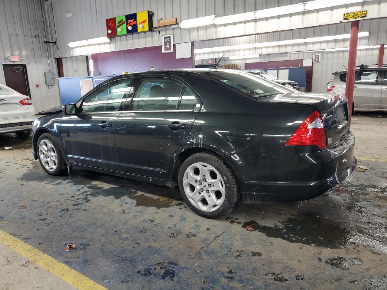 2010 Ford Fusion - Image 2
