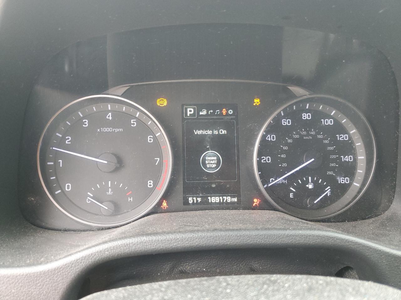 2017 Hyundai Elantra - Image 9