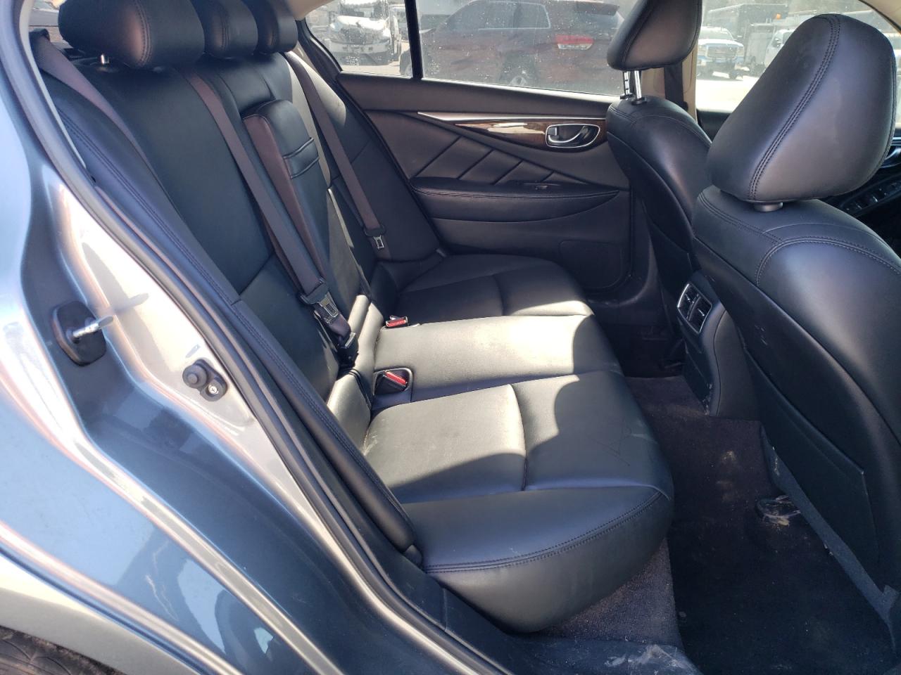 2018 Infiniti Q50 - Image 10