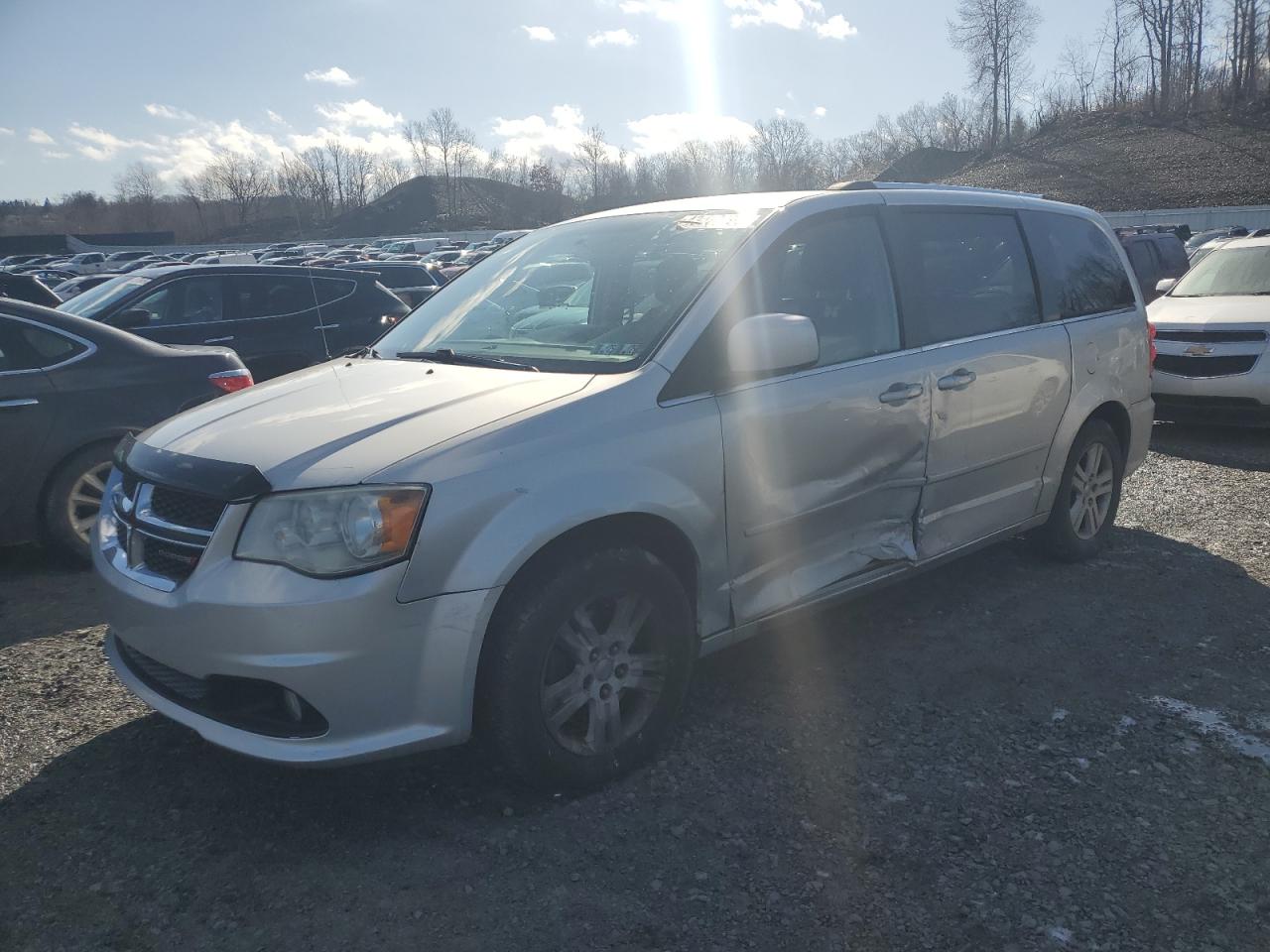 2012 Dodge Caravan - Image 1