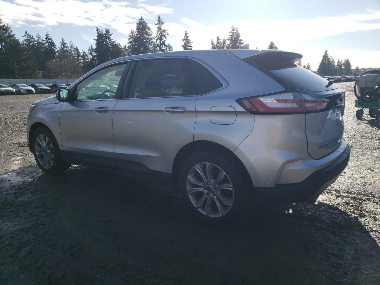 2019 Ford Edge - Image 2