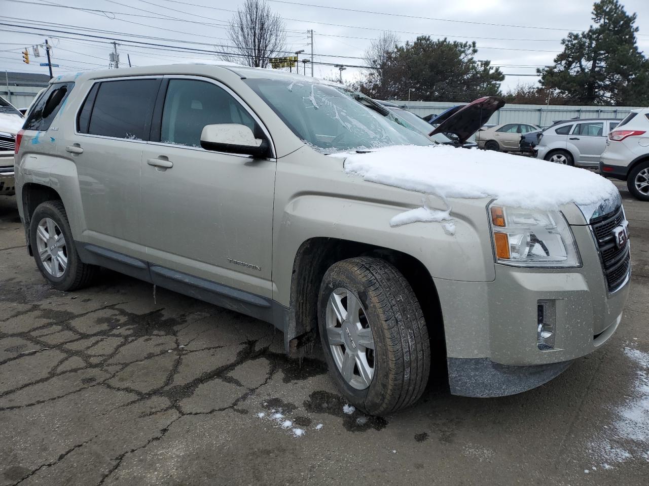 2015 GMC Terrain - Image 4