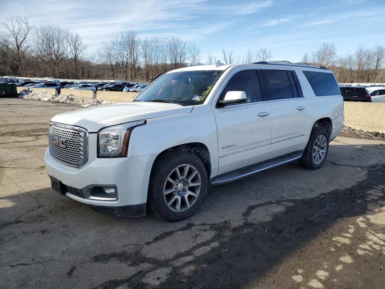 2017 GMC Yukon - Image 1