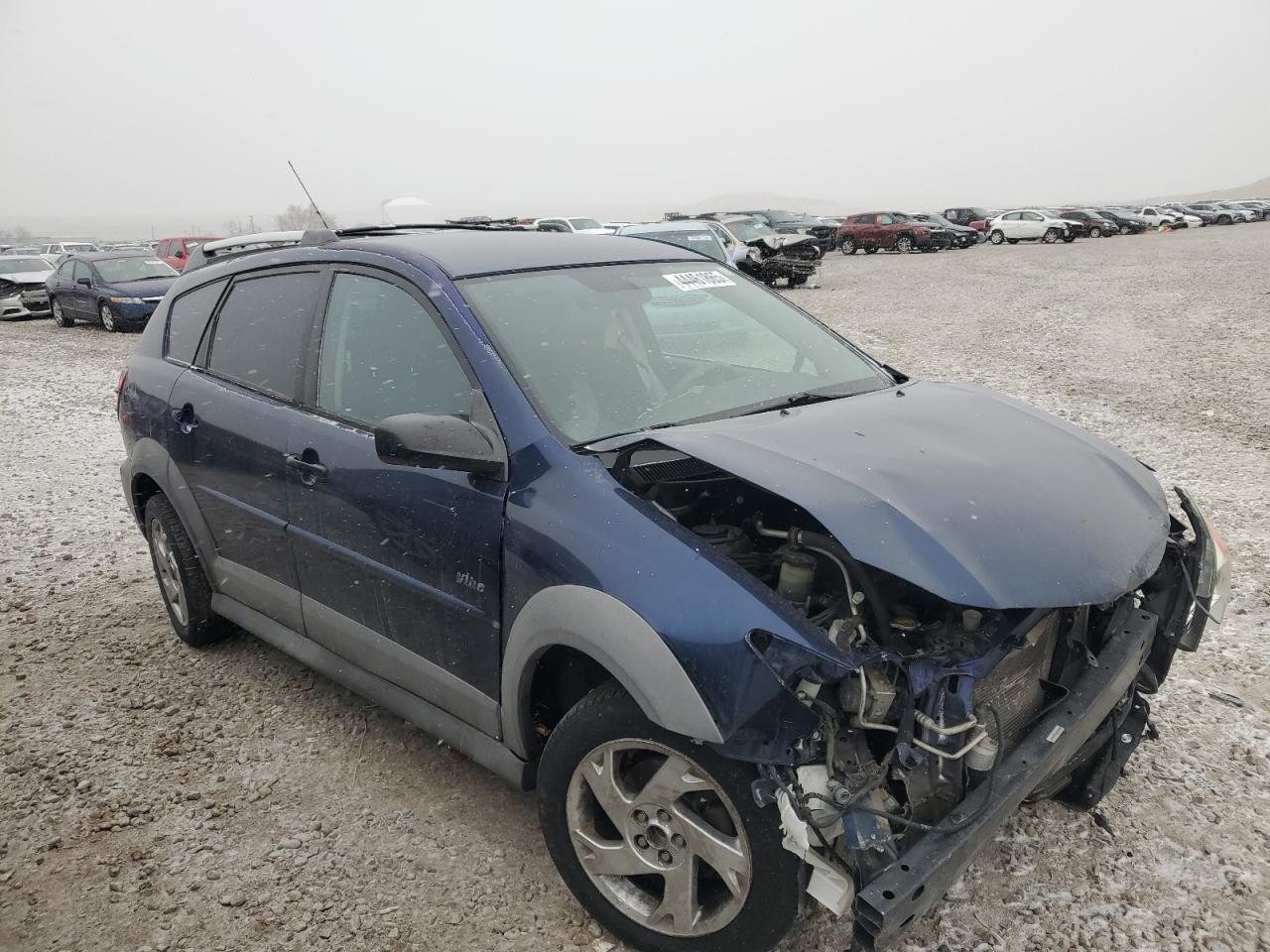 2004 Pontiac Vibe - Image 4