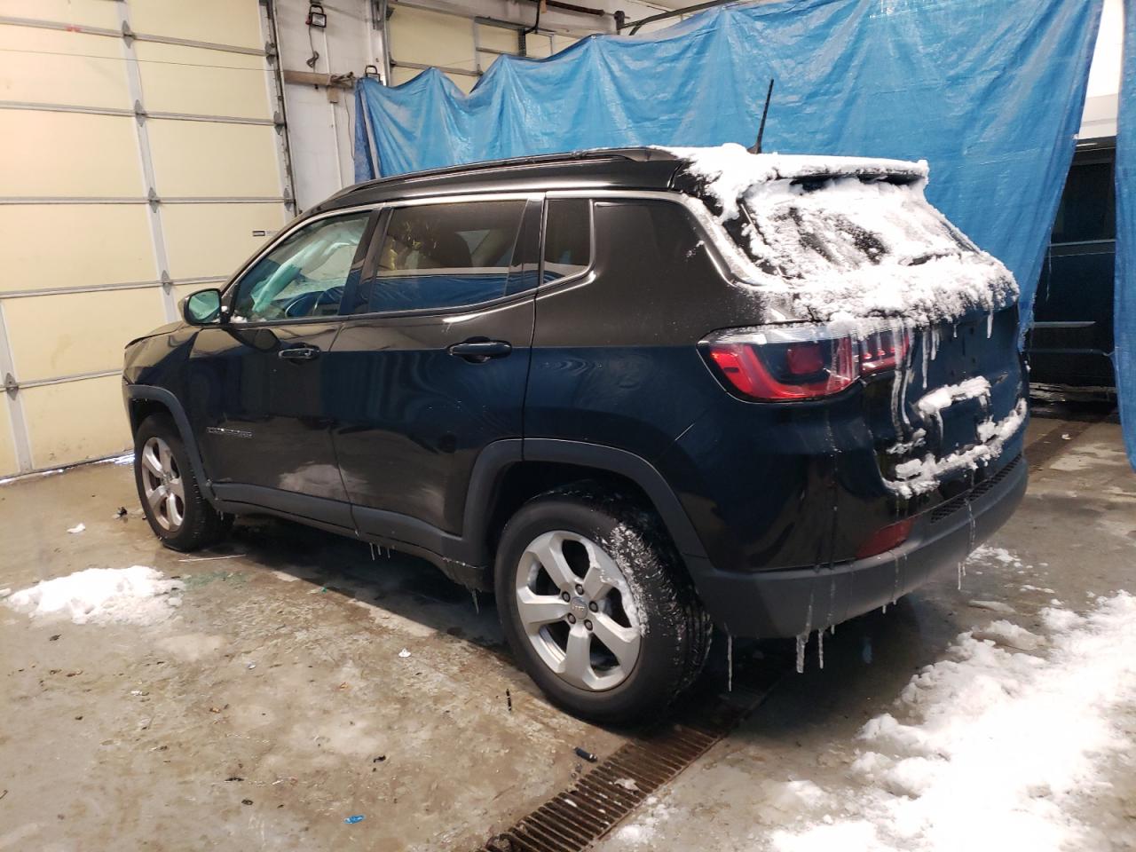 2018 Jeep Compass - Image 2