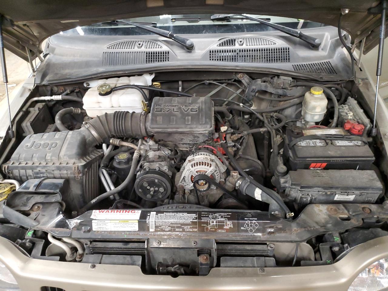 2003 Jeep Liberty (North America) - Image 12