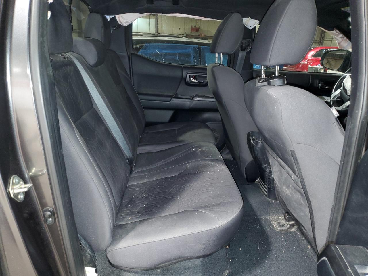 2016 Toyota Tacoma - Image 10