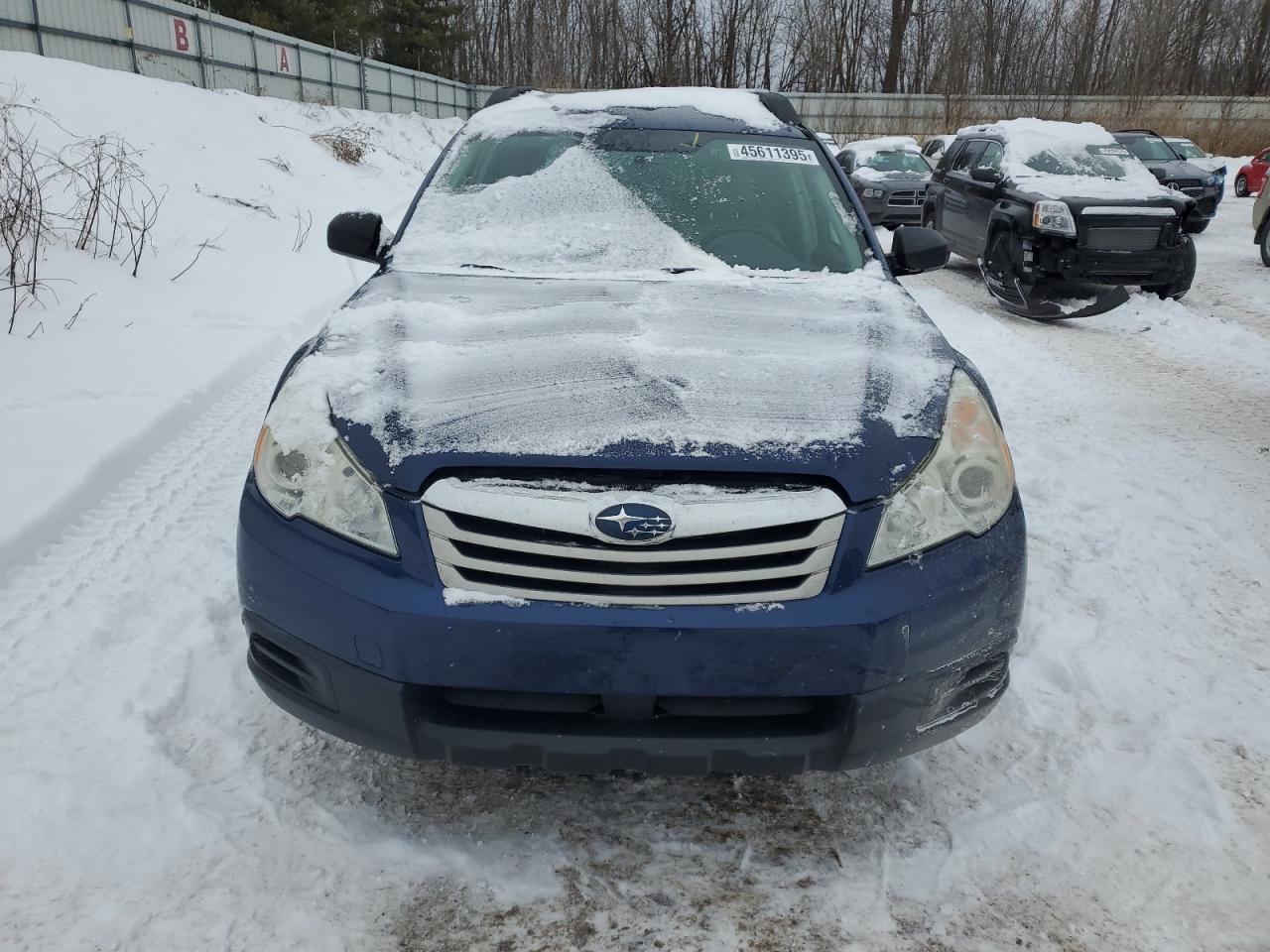 2010 Subaru Outback - Image 5