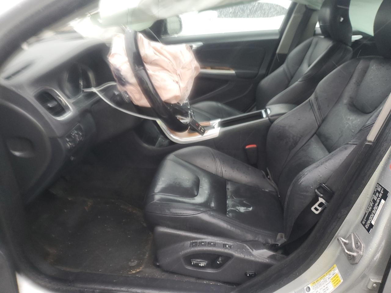 2016 Volvo S60 - Image 7