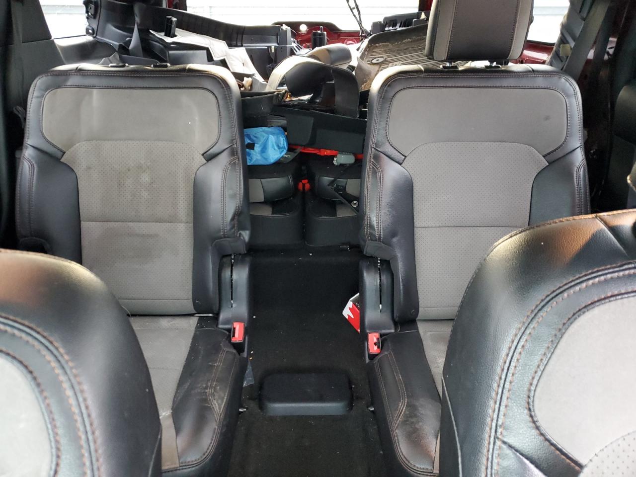 2017 Ford Explorer - Image 10