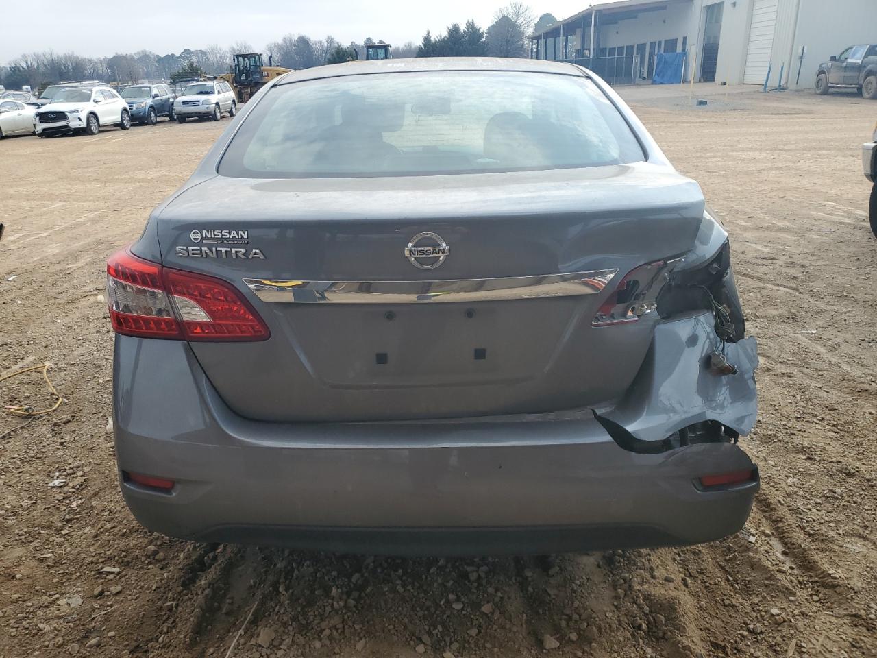 2015 Nissan Sentra - Image 6