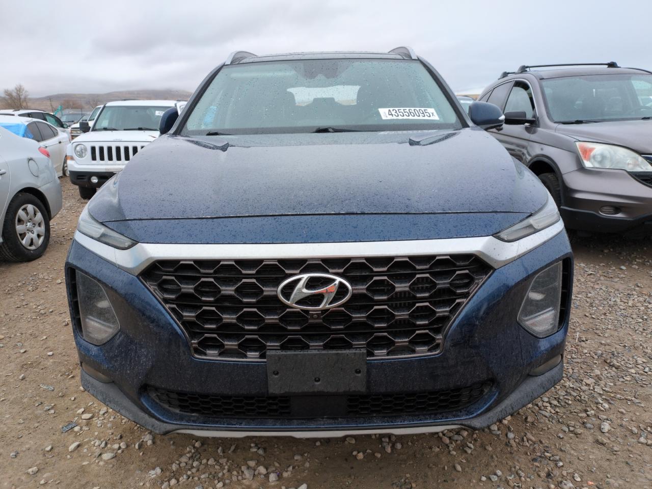 2019 Hyundai Santa Fe - Image 5