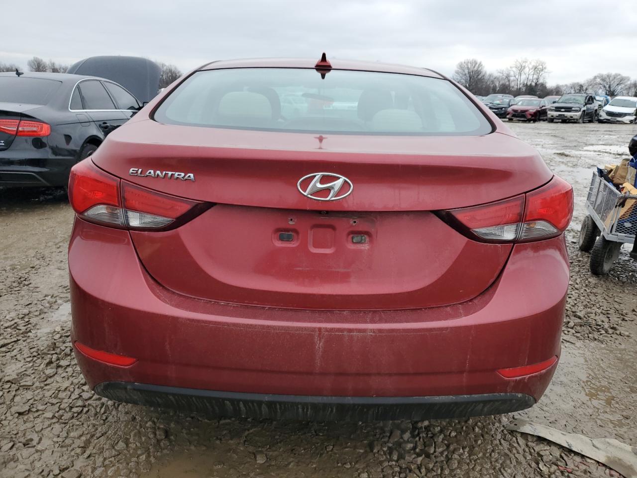 2016 Hyundai Elantra - Image 6