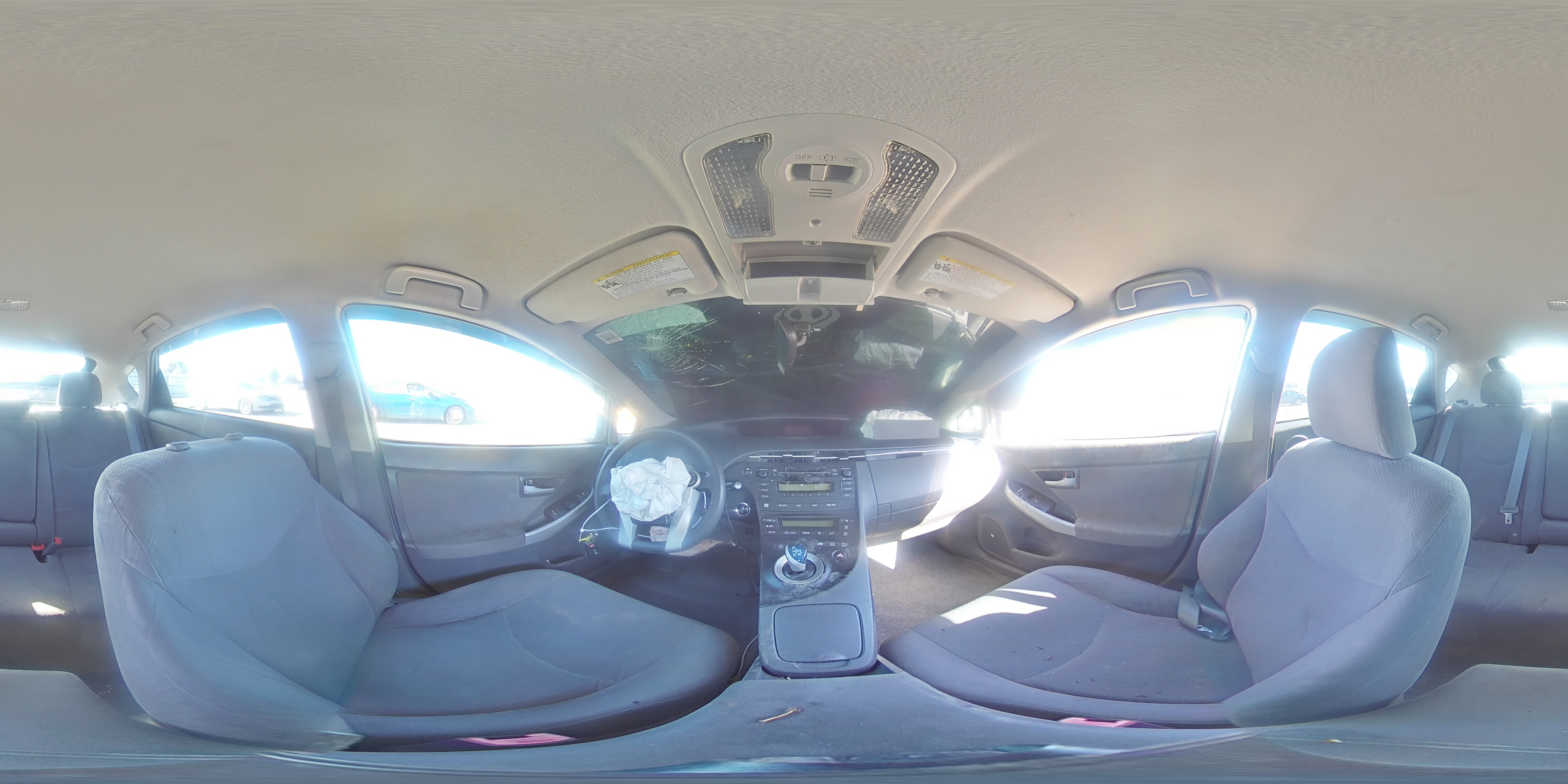 2010 Toyota Prius - Image 13