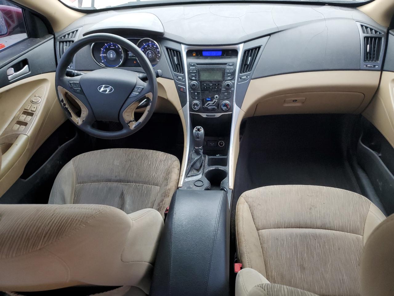 2012 Hyundai Sonata - Image 8
