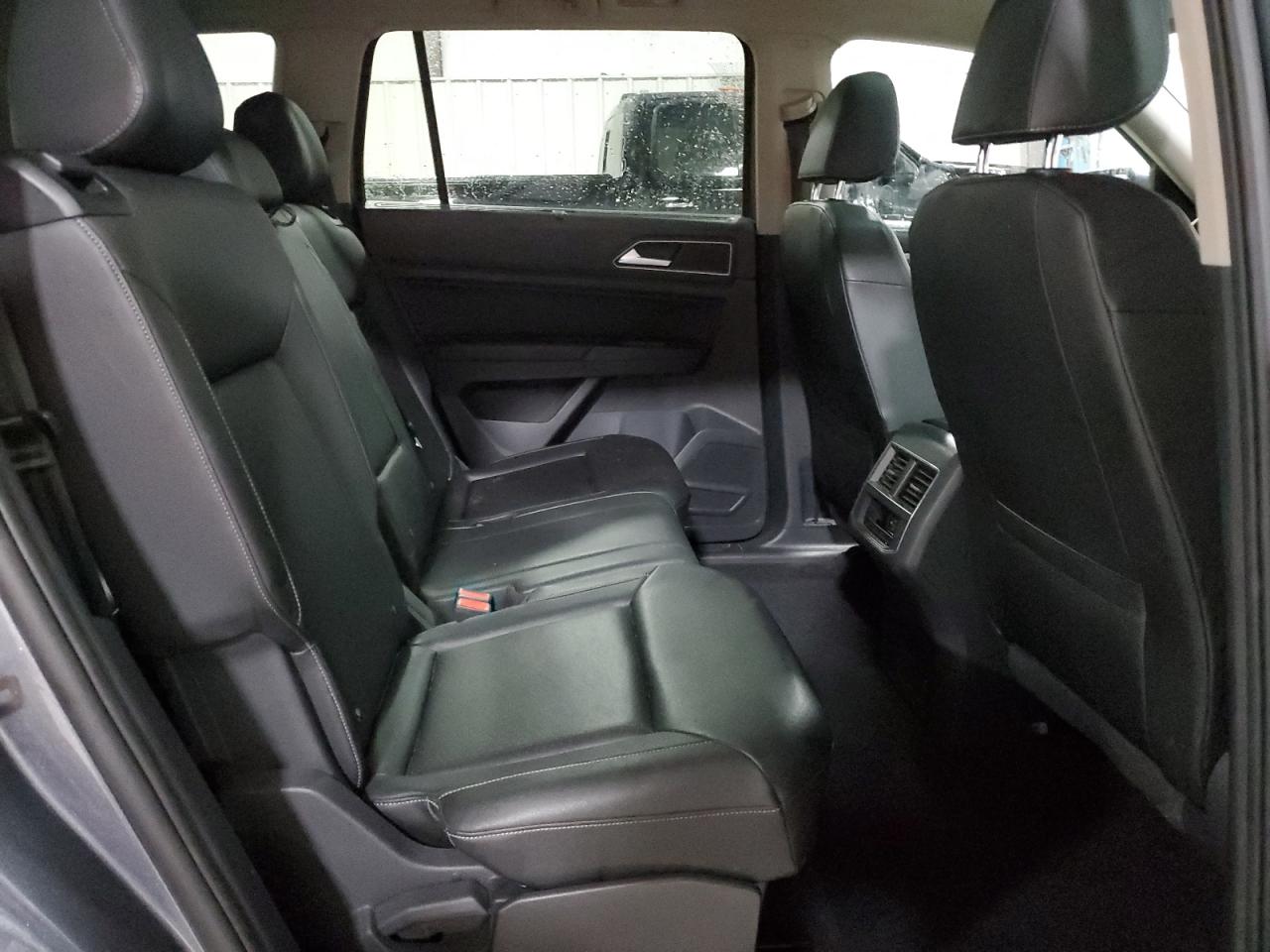 2019 Volkswagen Atlas - Image 11
