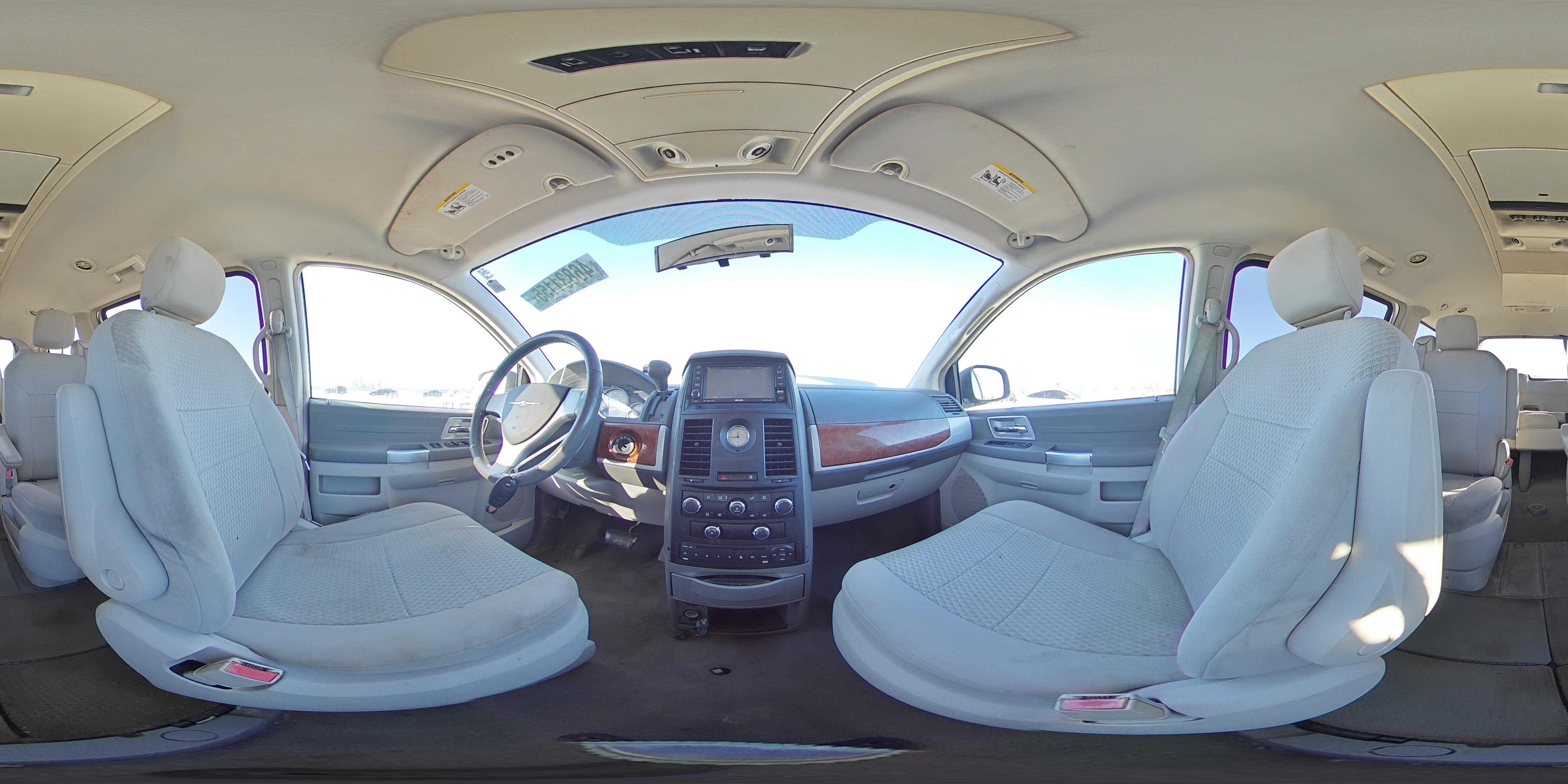 2008 Chrysler Town & Country - Image 14