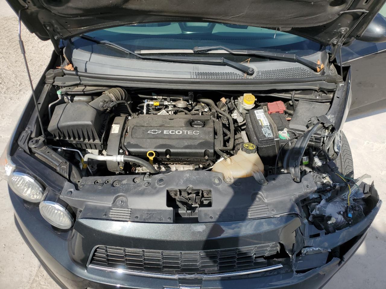 2014 Chevrolet Sonic - Image 11