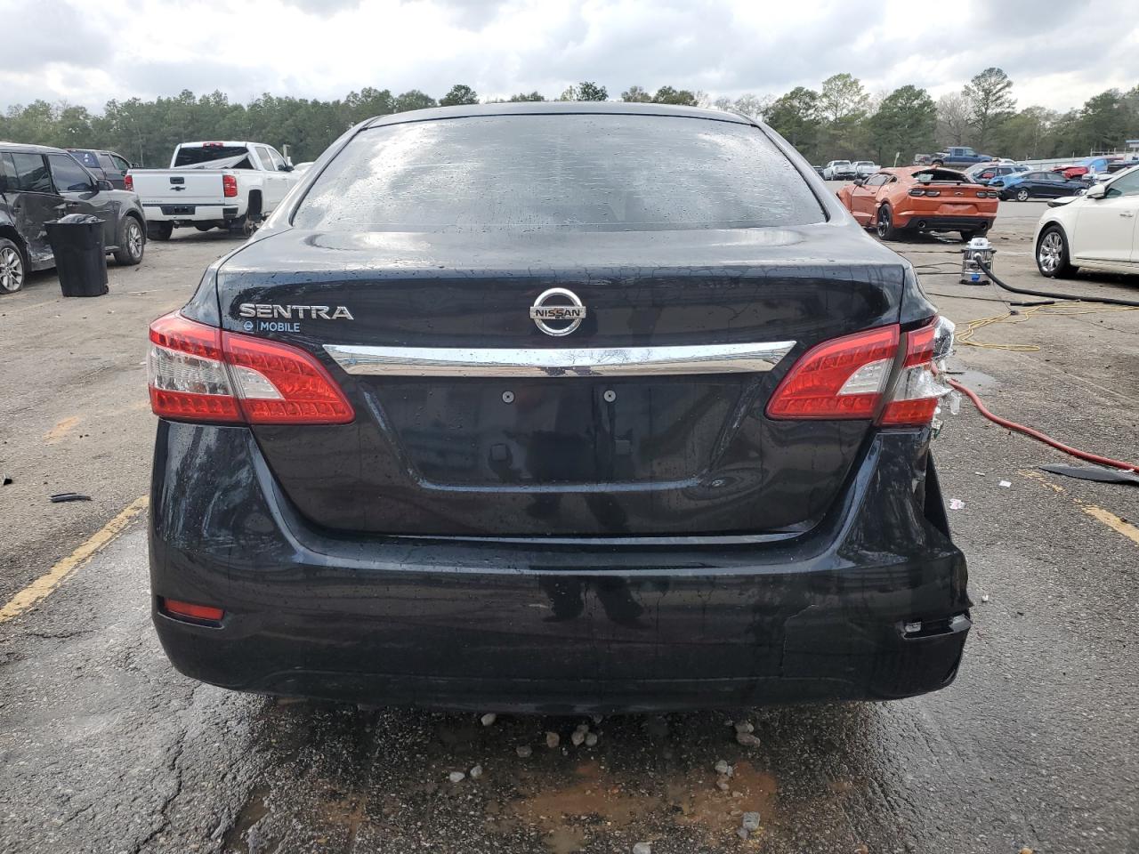 2015 Nissan Sentra - Image 6