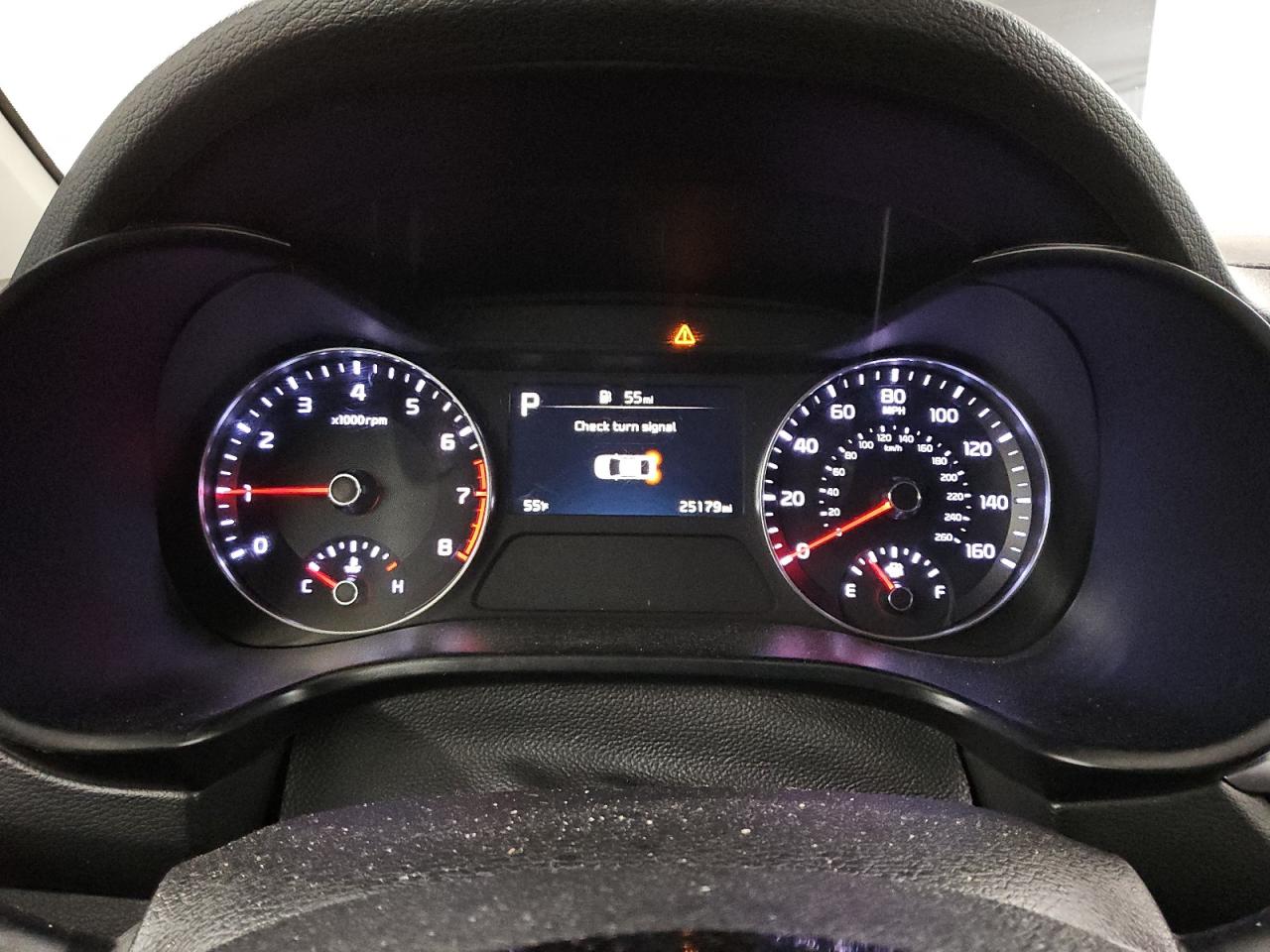 2024 Kia Forte - Image 9