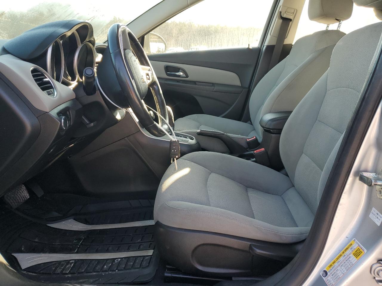 2014 Chevrolet Cruze - Image 7